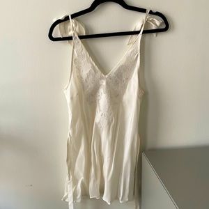 AllSaints 100% Silk white tie strap tank top
